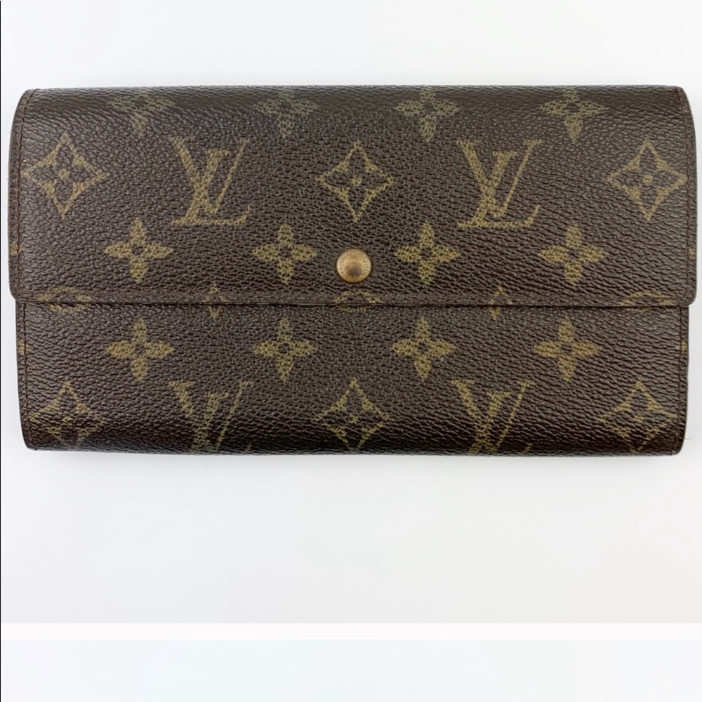 LOUIS VUITON LONG WALLET 7x4x1” GOOD CONDITION